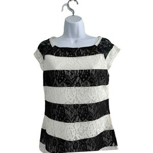 NWOT 41Hawthorne‎ White/Black Women's Boat Neck Cap Sleeves Lace Top Small